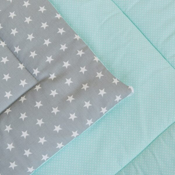 Grey Stars and Mint Dots